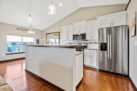 819 Heartland Court Fairfax IA 52228