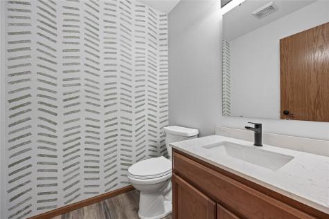 1472 Tower Lane Cedar Rapids IA 52402