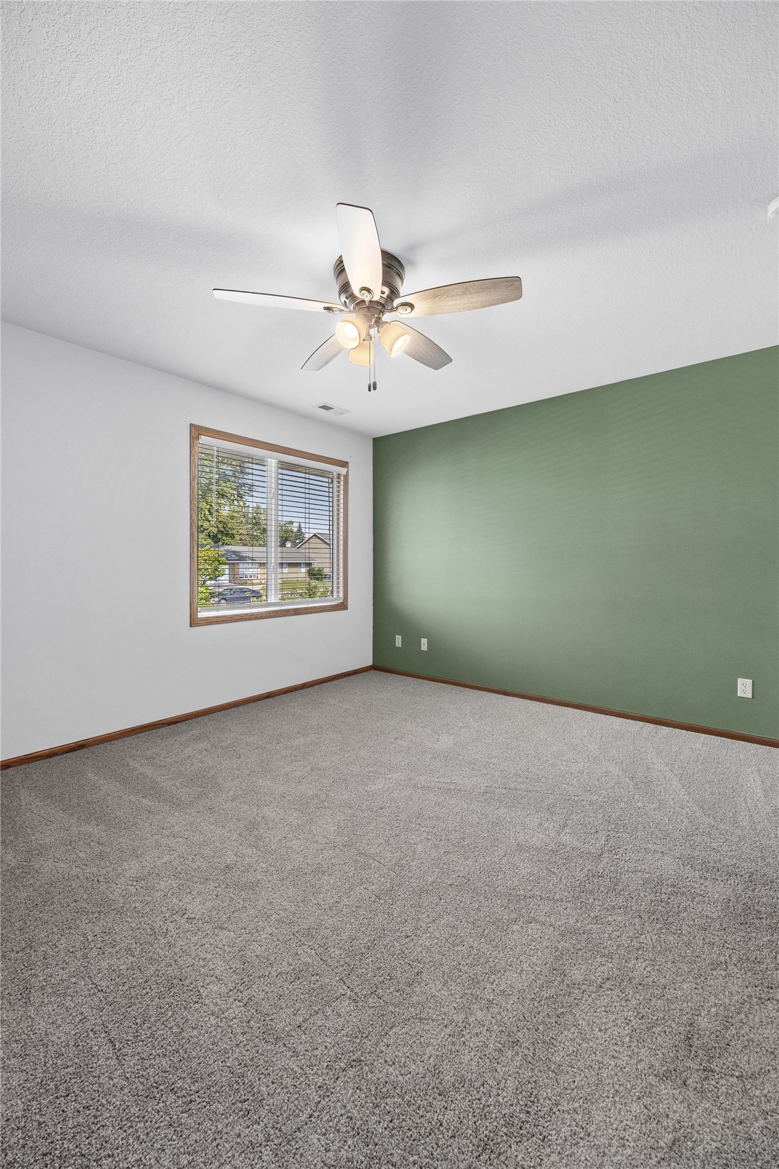 1472 Tower Lane Cedar Rapids IA 52402