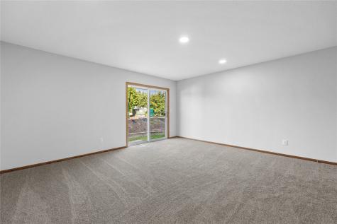 1472 Tower Lane Cedar Rapids IA 52402