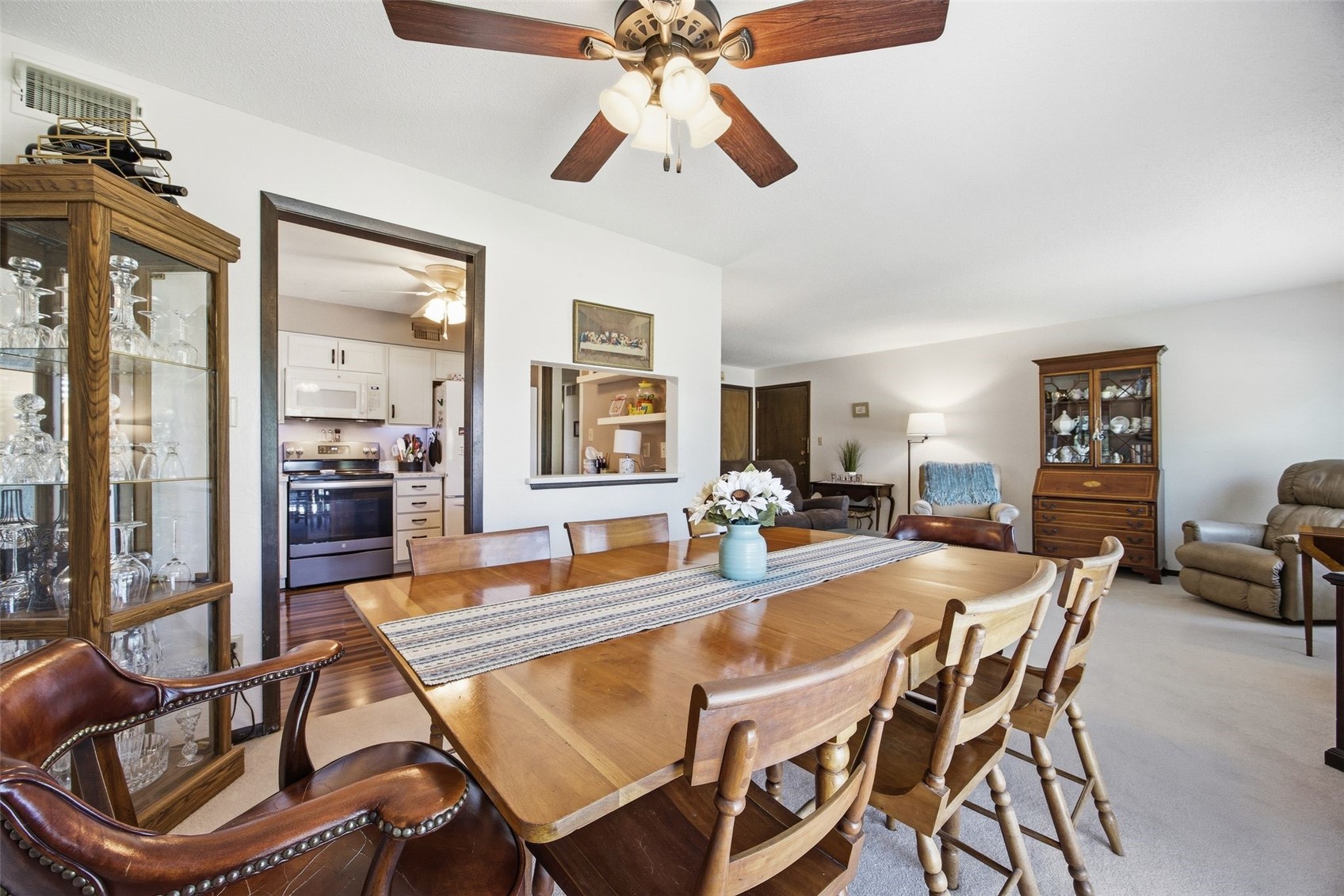 5712 Golden Court NE Cedar Rapids IA 52402