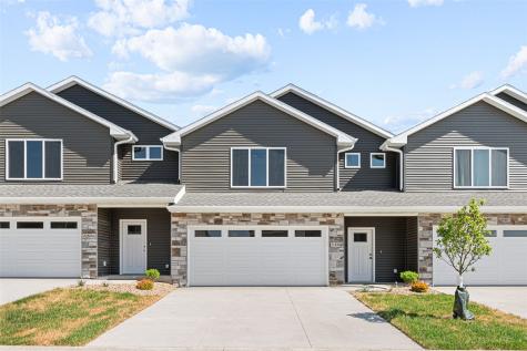 2306 Water Tower Place North Liberty IA 52317