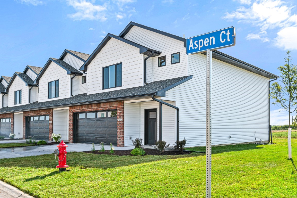 2306 Water Tower Place North Liberty IA 52317