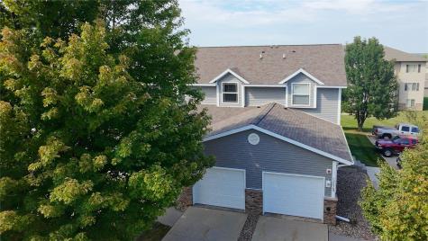 5829 Muirfield Drive SW Cedar Rapids IA 52404