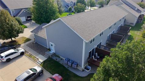 5829 Muirfield Drive SW Cedar Rapids IA 52404