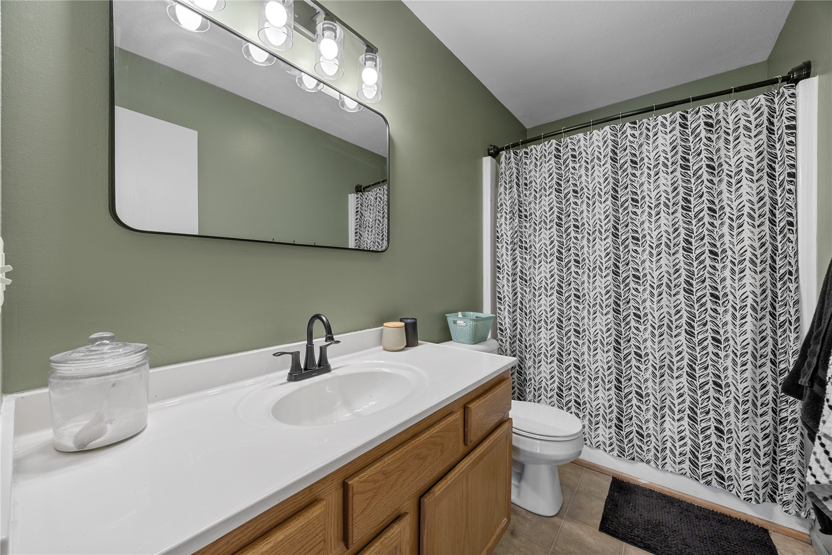 40 Cattail Lane North Liberty IA 52317