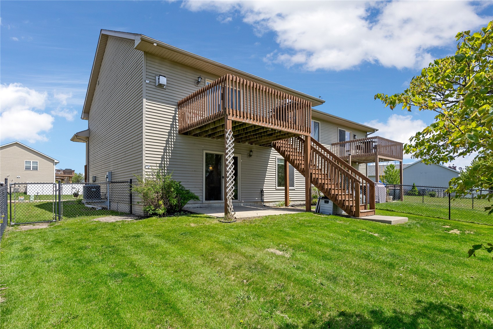 40 Cattail Lane North Liberty IA 52317