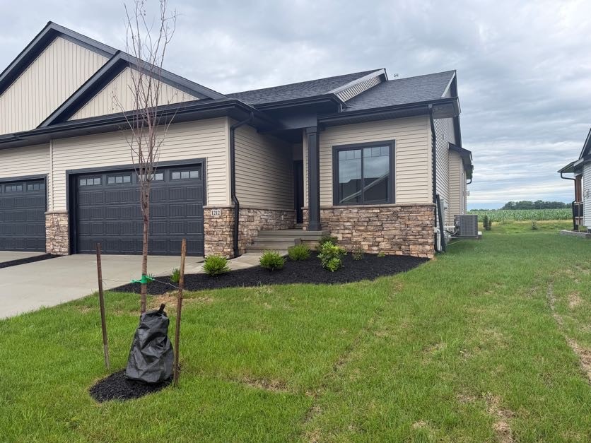 1212 Berkshire Lane North Liberty IA 52317
