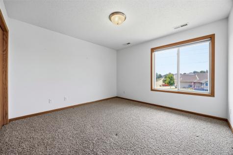 2535 Greenway Court Marion IA 52302