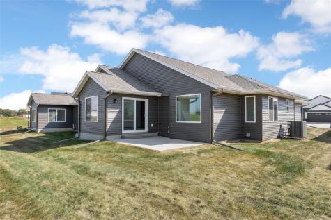 3106 Sequoia Drive SW Cedar Rapids IA 52404