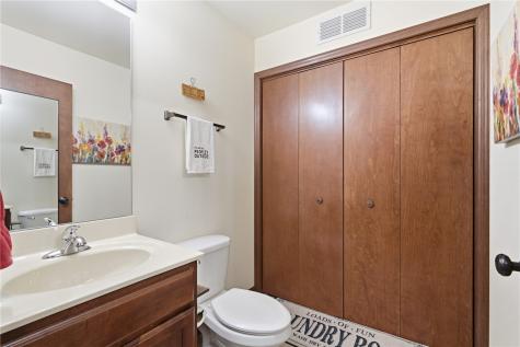 3104 Blackberry Circle SW Cedar Rapids IA 52404
