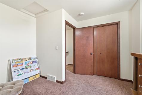 3104 Blackberry Circle SW Cedar Rapids IA 52404