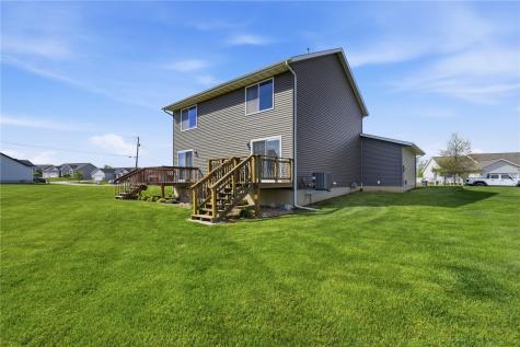 3104 Blackberry Circle SW Cedar Rapids IA 52404