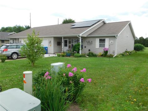 508 E Preston Street Stanwood IA 52337