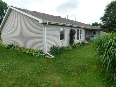 508 E Preston Street Stanwood IA 52337