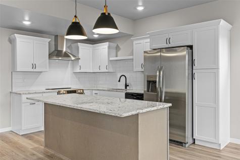 2305 Water Tower Place North Liberty IA 52317