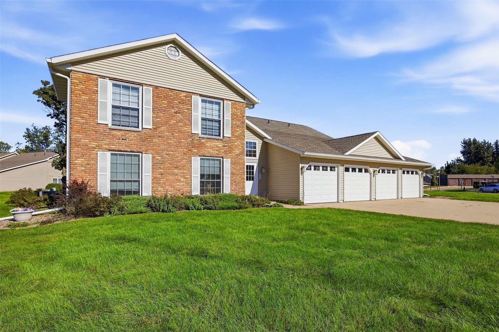 Cedar Rapids IA, 6106 Greenbriar Lane SW, Unit C