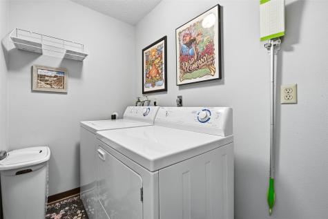 6106 Greenbriar Lane SW Cedar Rapids IA 52404