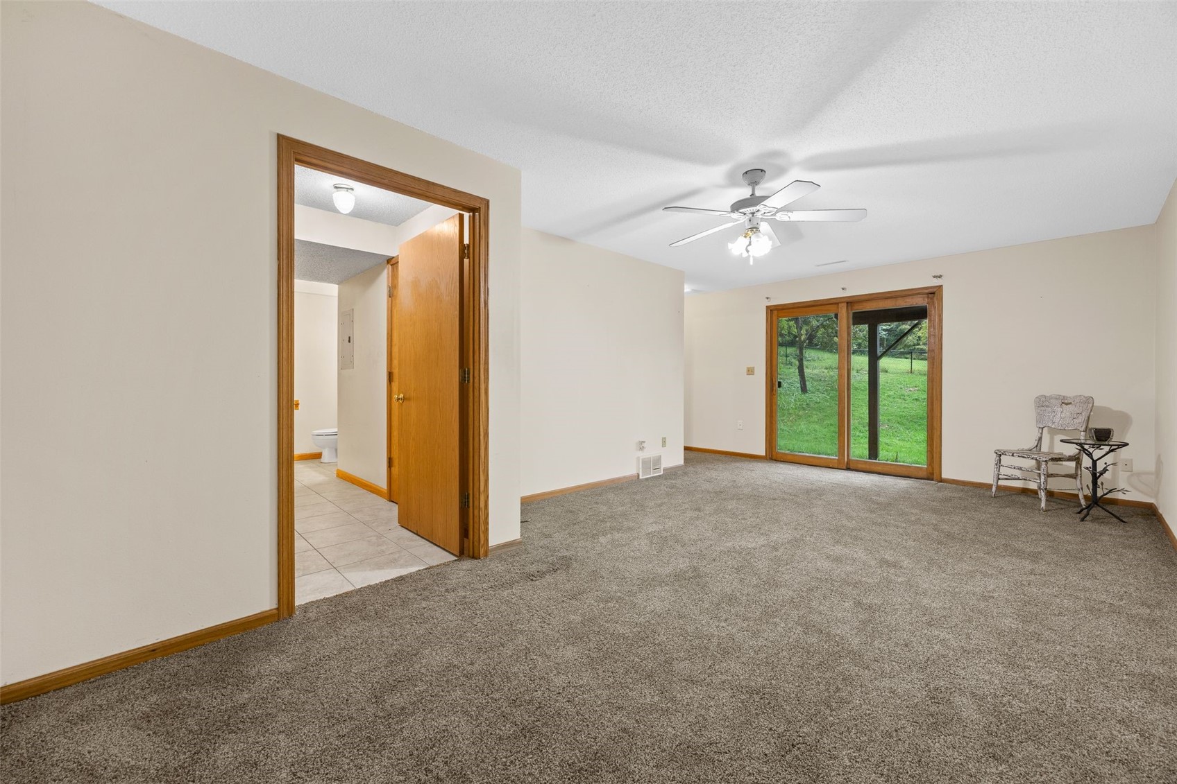 909 Dover Street Iowa City IA 52245