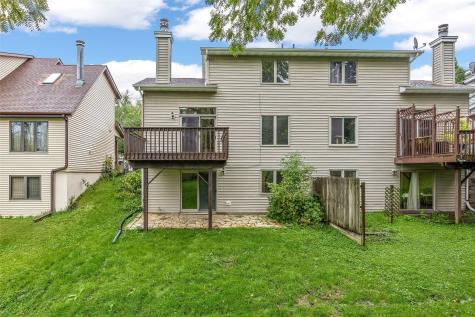 909 Dover Street Iowa City IA 52245