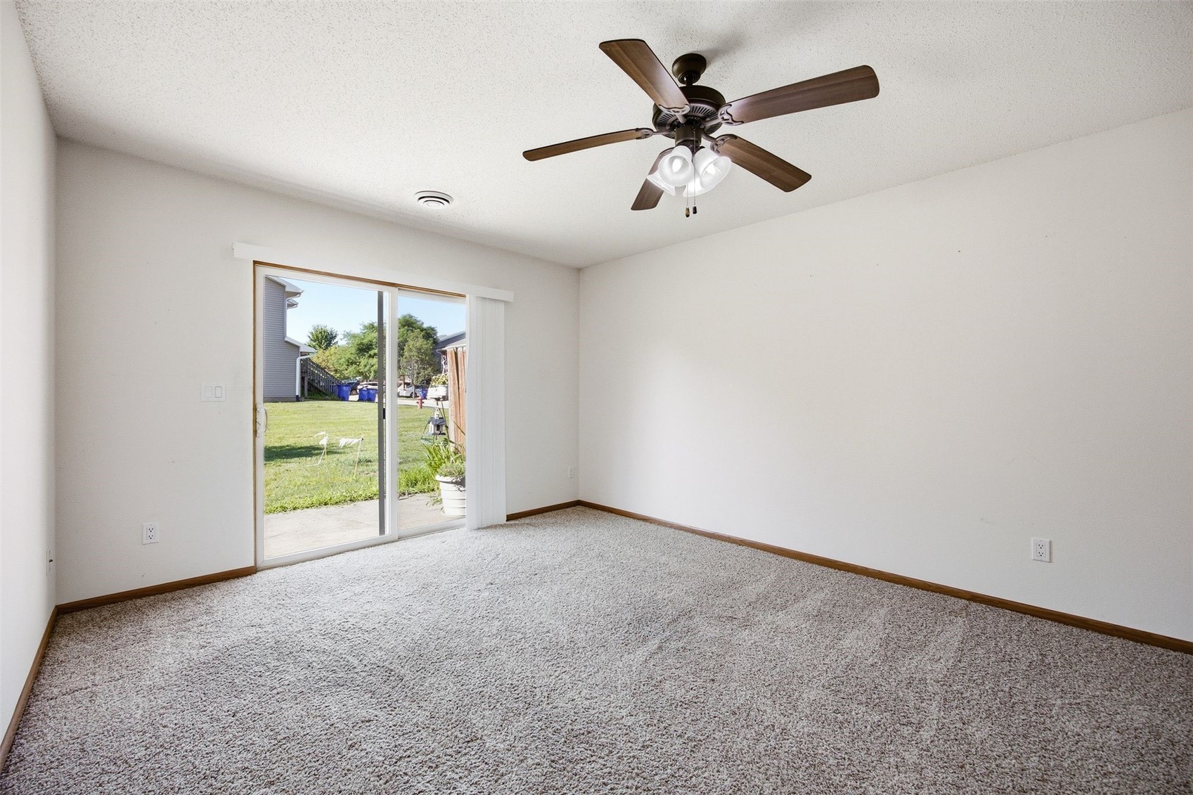 1495 Jaylen Lane North Liberty IA 52317