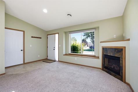 1495 Jaylen Lane North Liberty IA 52317