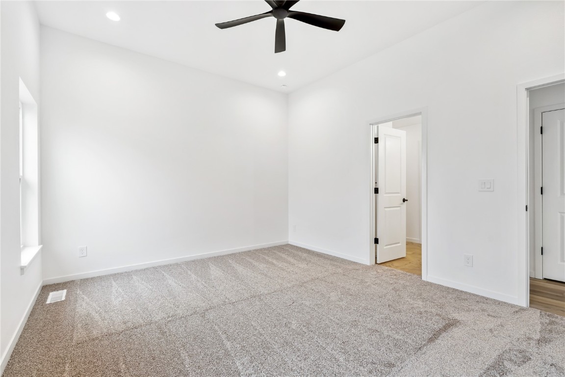 642 Maclan Court Iowa City IA 52246