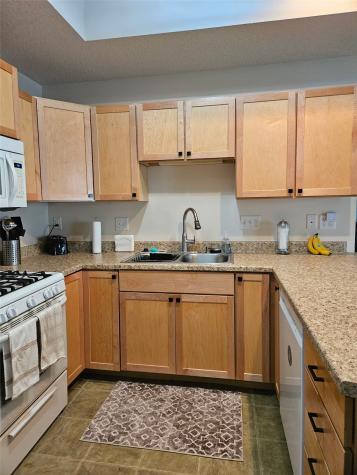 6355 Muirfield Drive SW Cedar Rapids IA 52404