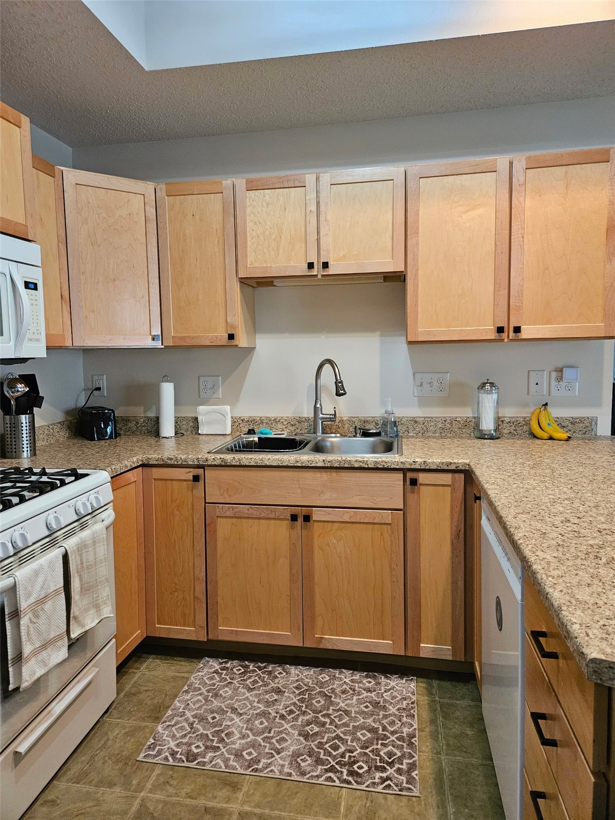 6355 Muirfield Drive SW Cedar Rapids IA 52404
