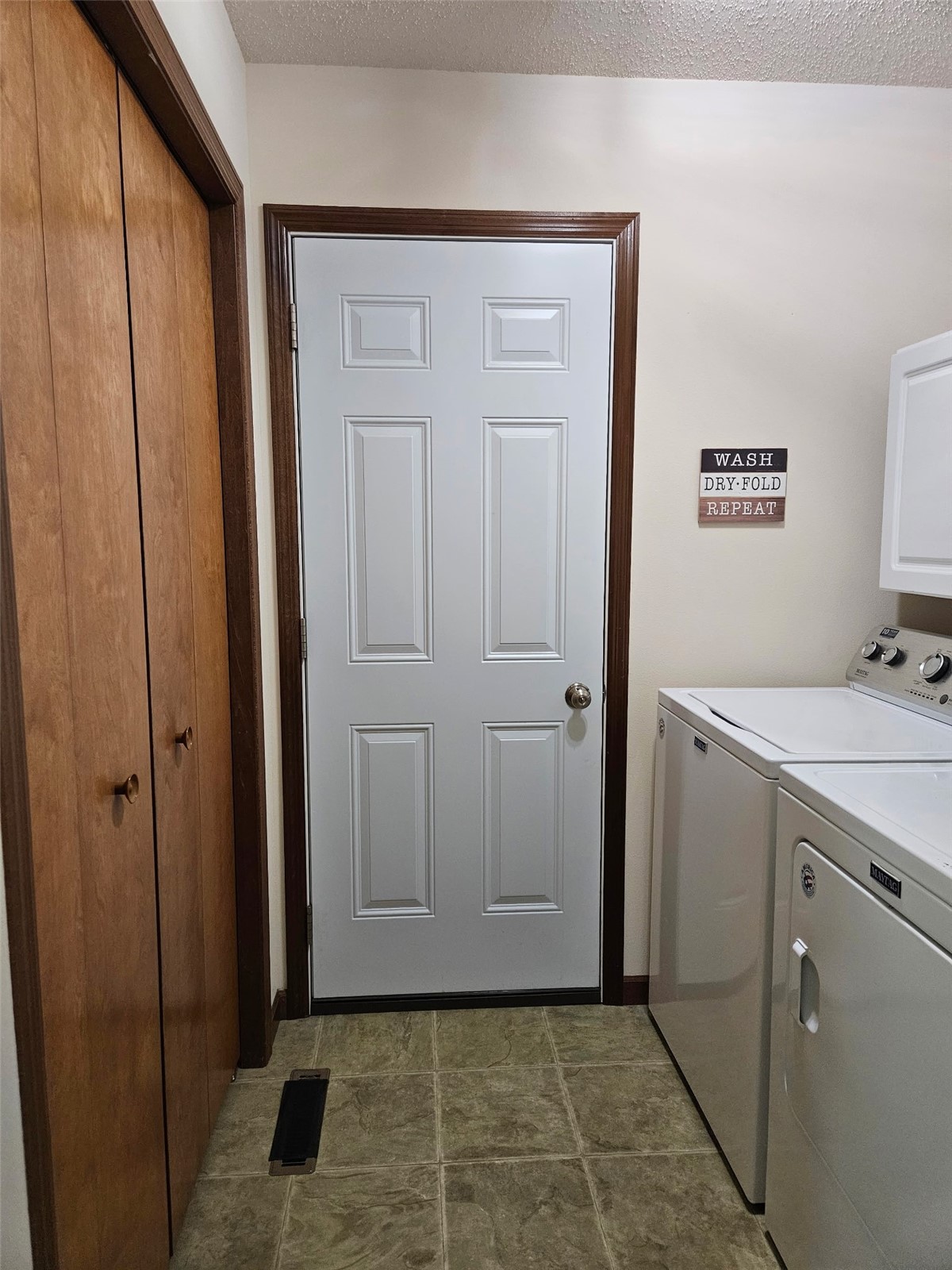 6355 Muirfield Drive SW Cedar Rapids IA 52404