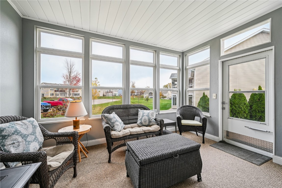6305 Greenbriar Lane SW Cedar Rapids IA 52404
