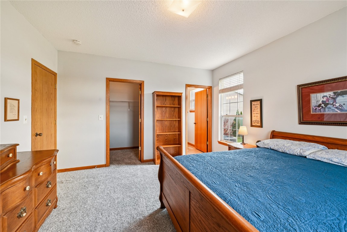 6305 Greenbriar Lane SW Cedar Rapids IA 52404