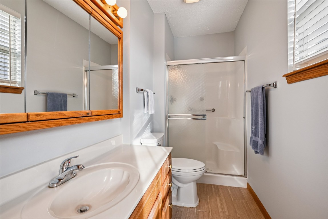 6305 Greenbriar Lane SW Cedar Rapids IA 52404