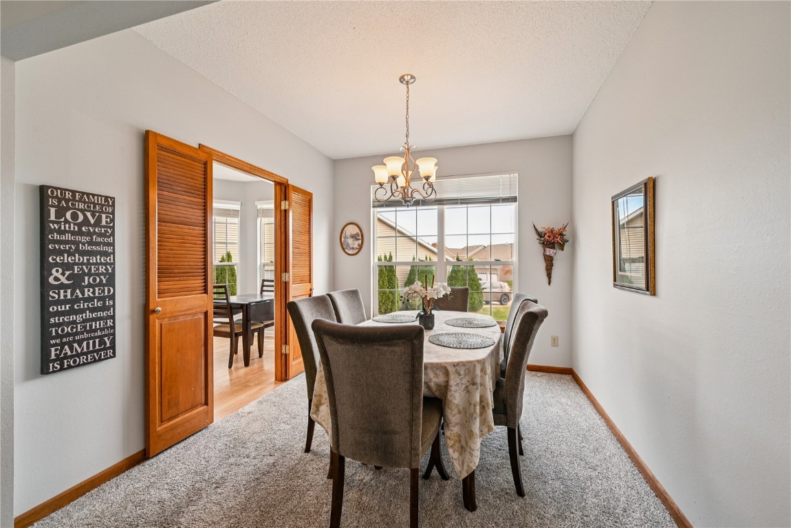 6305 Greenbriar Lane SW Cedar Rapids IA 52404