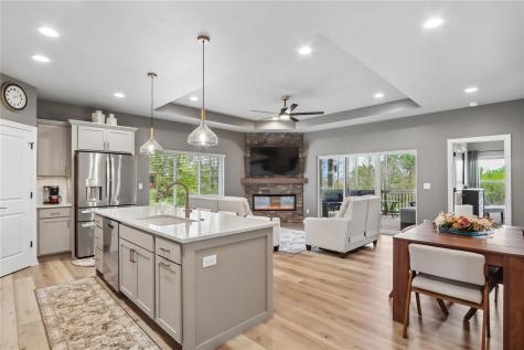 1030 Highland Trail Solon IA 52333