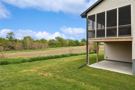 1030 Highland Trail Solon IA 52333