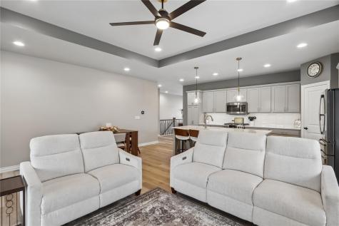 1030 Highland Trail Solon IA 52333