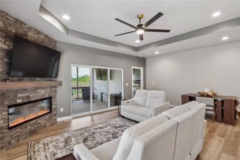 1030 Highland Trail Solon IA 52333
