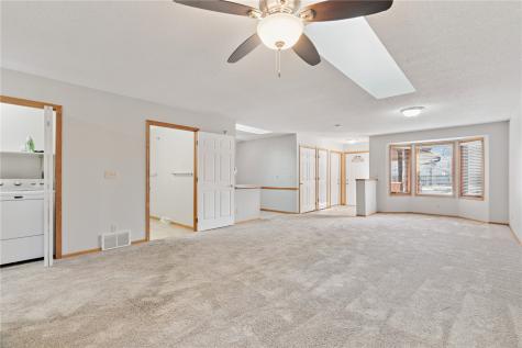 140 35th St Drive SE Cedar Rapids IA 52403