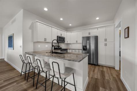 1277 Berkshire Lane North Liberty IA 52317