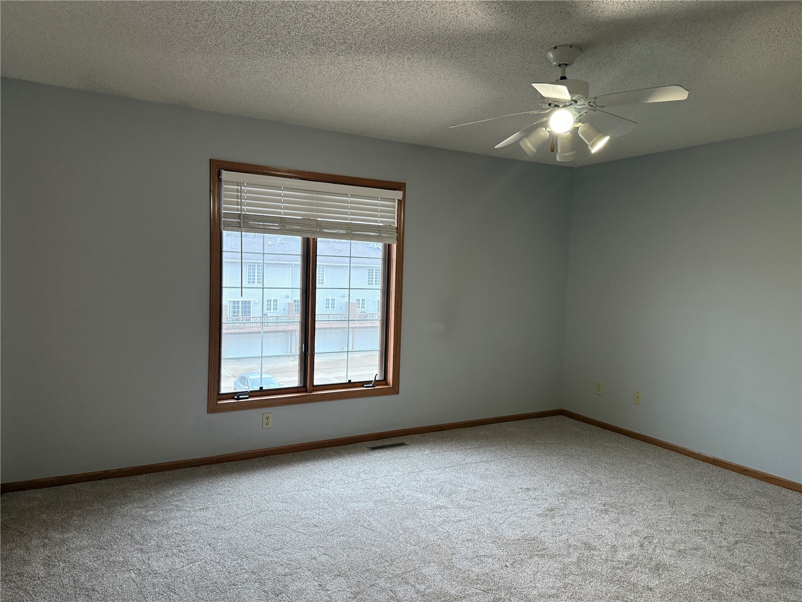 1905 Earl Road Iowa City IA 52246