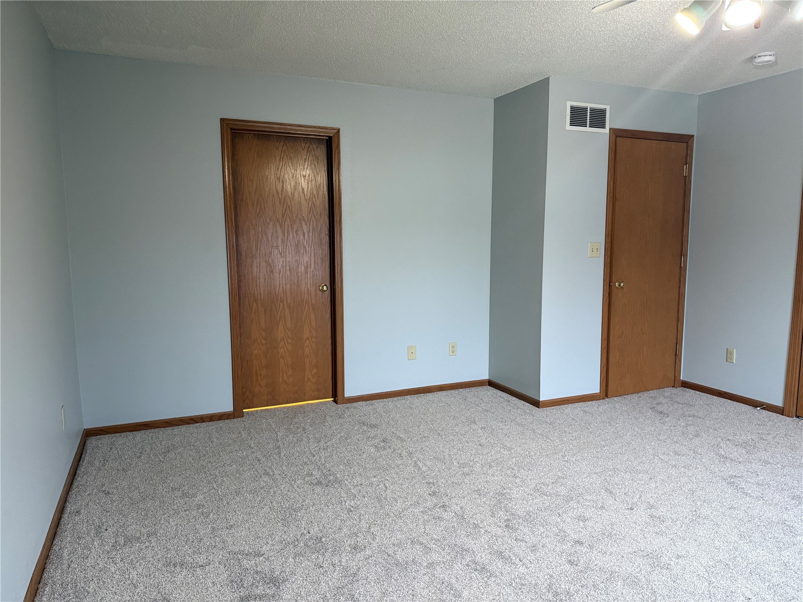 1905 Earl Road Iowa City IA 52246