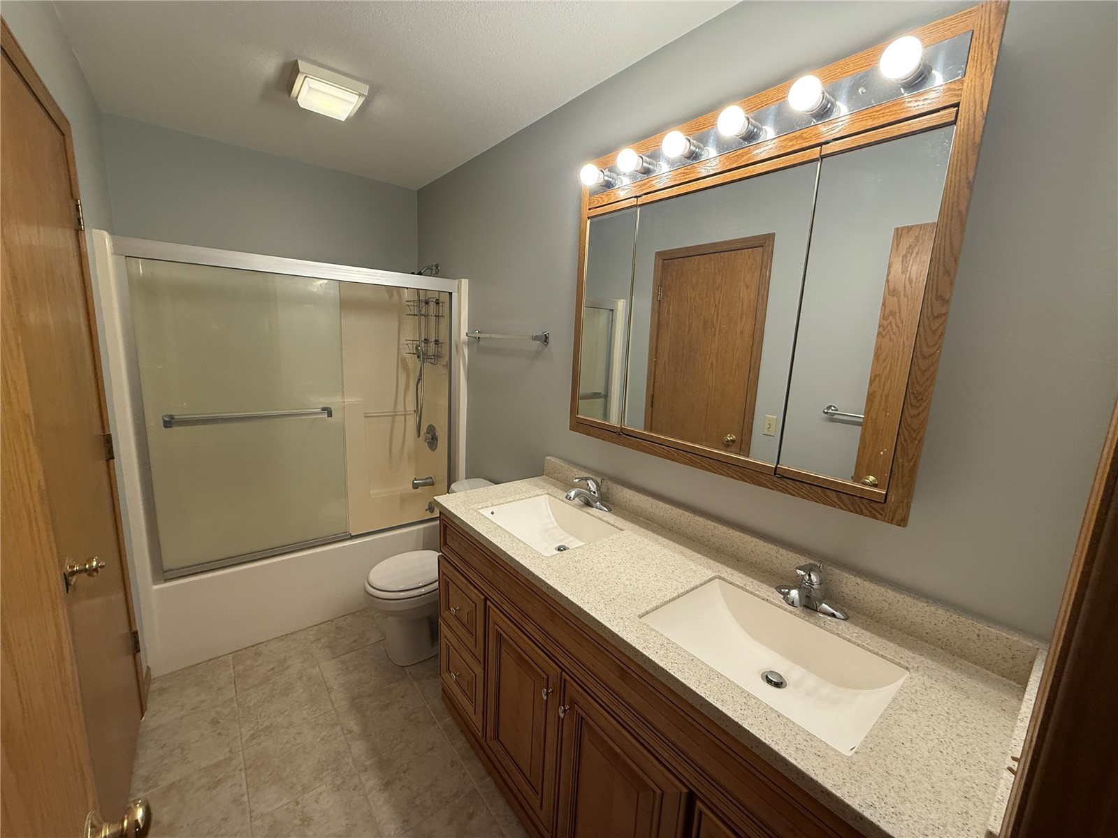 1905 Earl Road Iowa City IA 52246