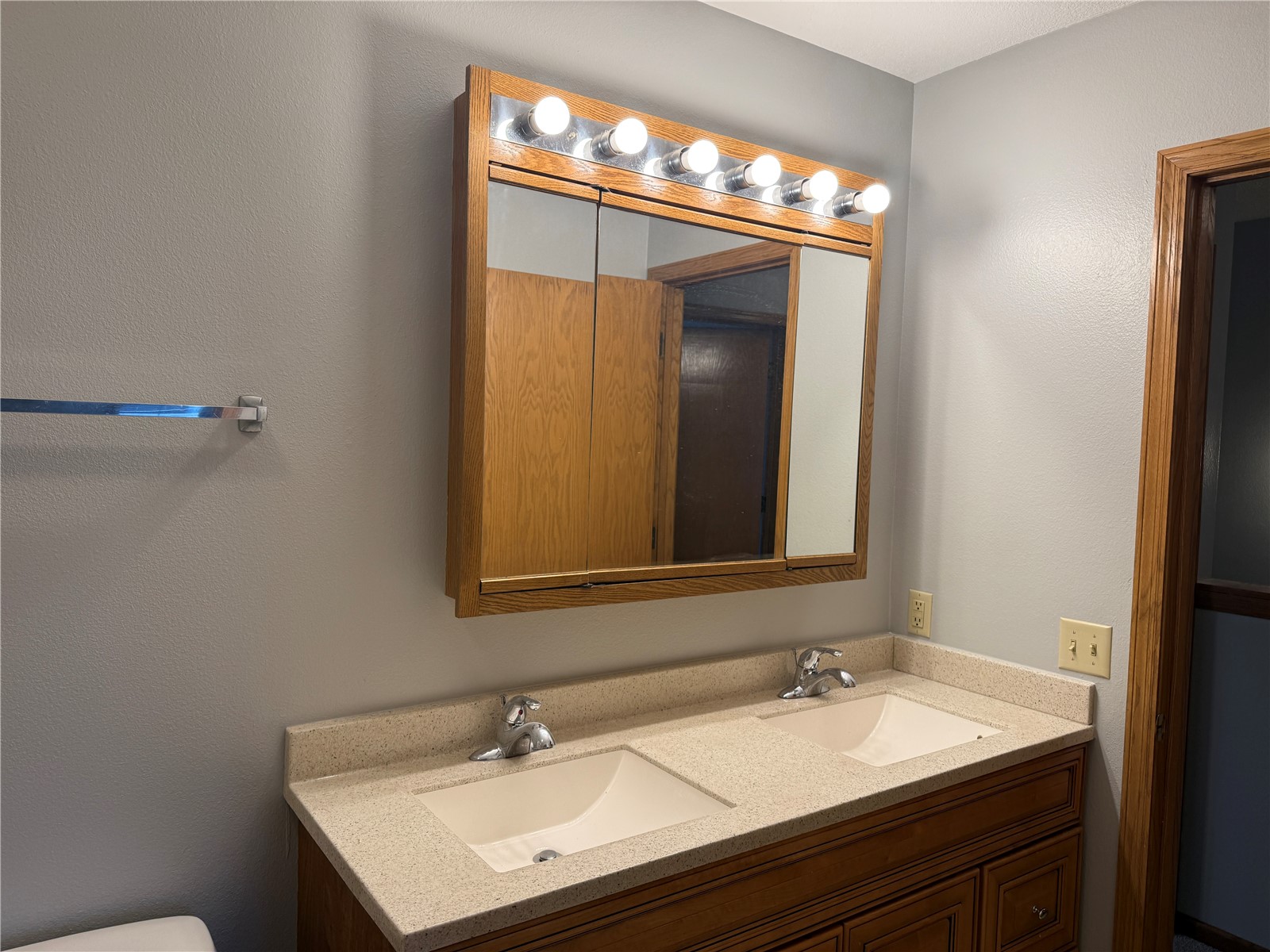 1905 Earl Road Iowa City IA 52246
