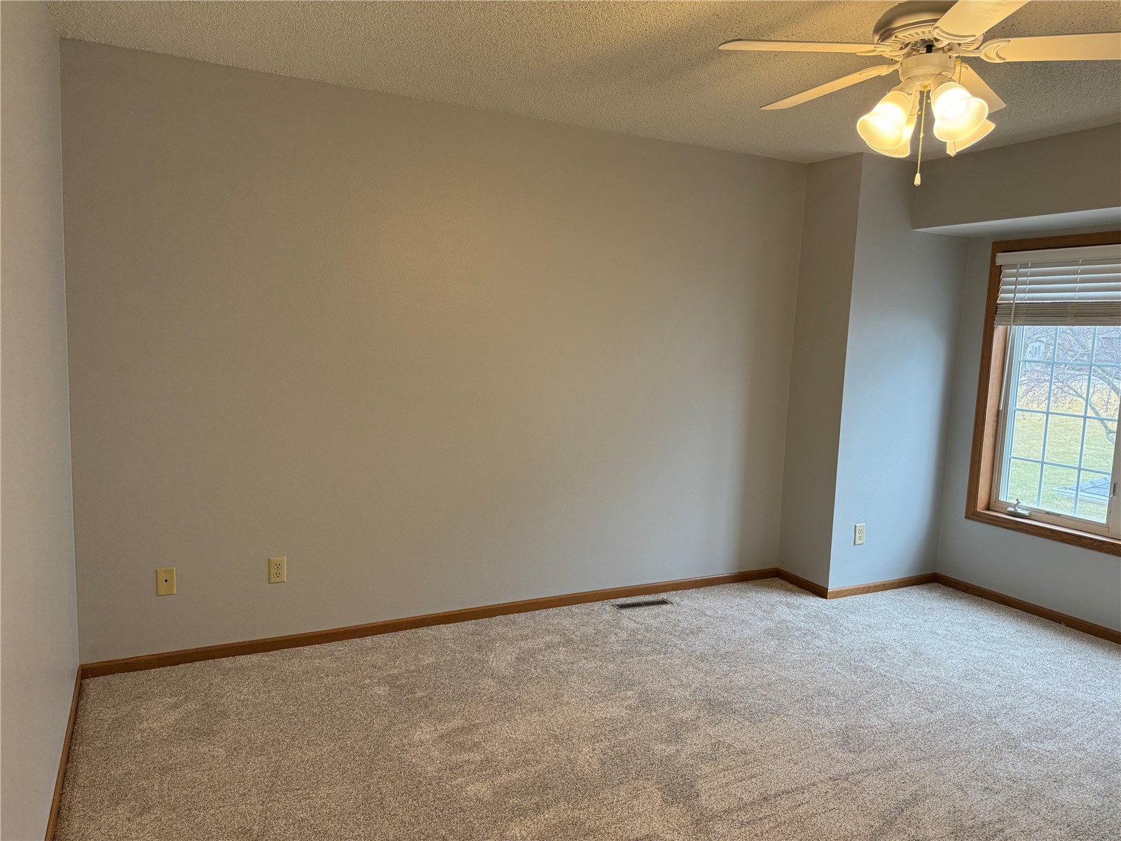 1905 Earl Road Iowa City IA 52246