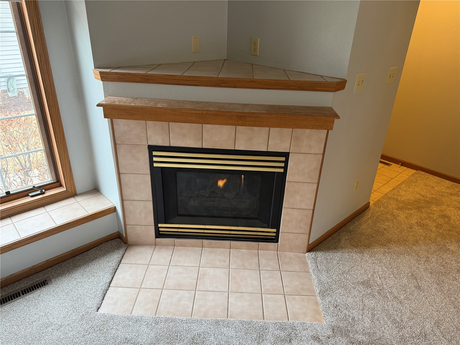 1905 Earl Road Iowa City IA 52246