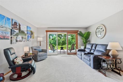 4320 Westchester Drive NE Cedar Rapids IA 52402