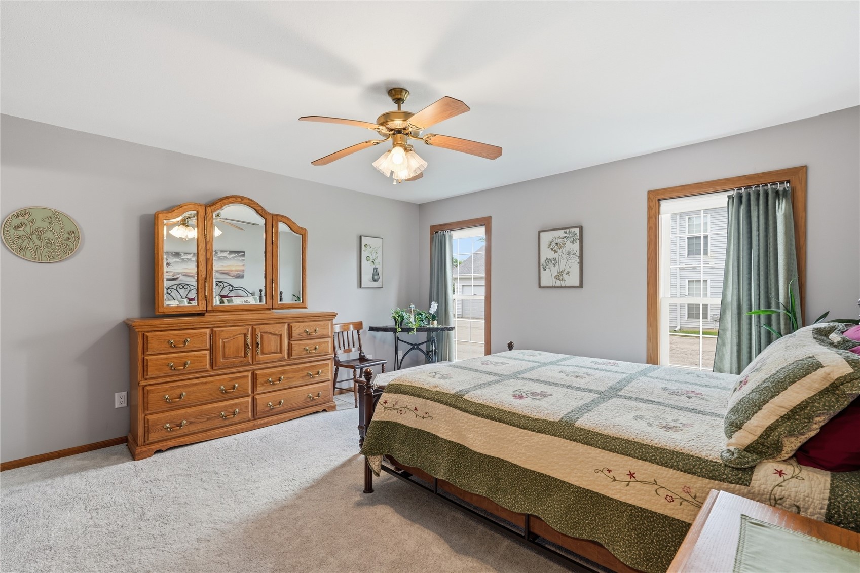 4320 Westchester Drive NE Cedar Rapids IA 52402