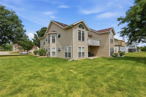 4320 Westchester Drive NE Cedar Rapids IA 52402