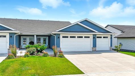 2203 Oak Terrace Avenue North Liberty IA 52317